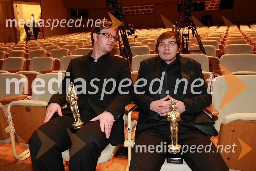 Jurij Zrnec in Lado Bizovičar, voditelja oddaje As ti tud not paduViktorji 2007, rdeča preproga, zakulisje, after party