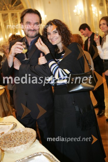 Klovnesa Eva Maurer in Primož Bebler, umetniški vodja SNG Nova Gorica40. Borštnikovo srečanje, podelitev Borštnikovega prstana