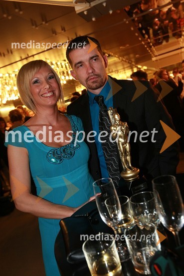 Matej Špehar - Racman, radio Aktual z ženo NivesViktorji 2007, rdeča preproga, zakulisje, after party