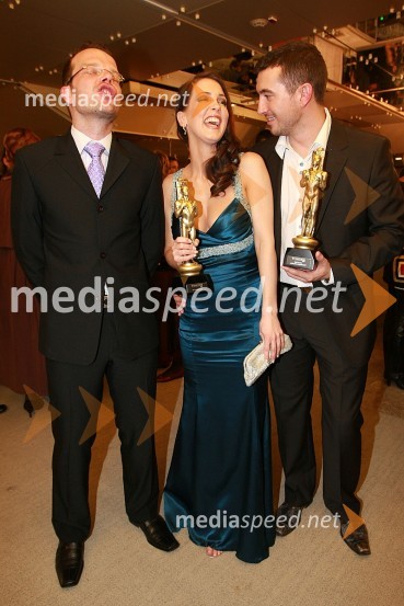 Bojan Traven, urednik oddaje Svet na Kanalu A, Lili Žagar in Marko Potrč, voditelja oddaje Svet na Kanalu AViktorji 2007, rdeča preproga, zakulisje, after party