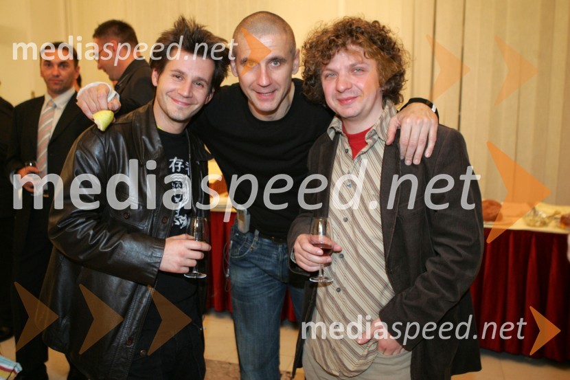 Igralec Aljoša Ternovšek, nagrajeni igralec Radoš Bolčina in Matjaž Latin, režiser in igralec40. Borštnikovo srečanje, podelitev Borštnikovega prstana