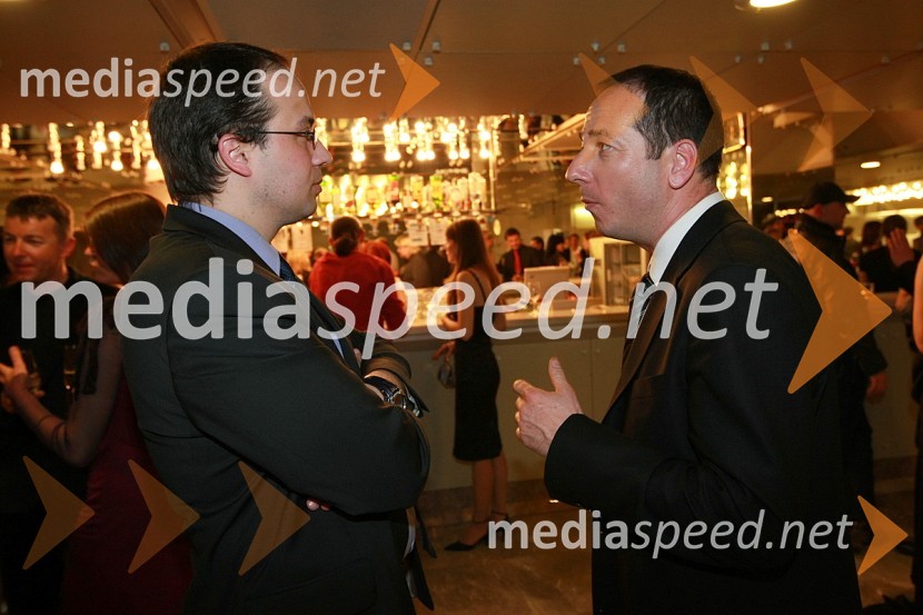Leo Oblak, predsednik uprave Infonet media, d.d. in Edi Pucer, novinar oddaje 24 ur na Pop TvViktorji 2007, rdeča preproga, zakulisje, after party