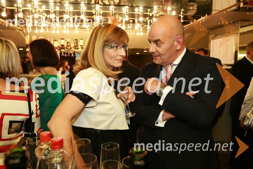 Janja Božič Marolt, direktorica Mediane in Pavle Vrabec, tehnični direktor Pop TVViktorji 2007, rdeča preproga, zakulisje, after party