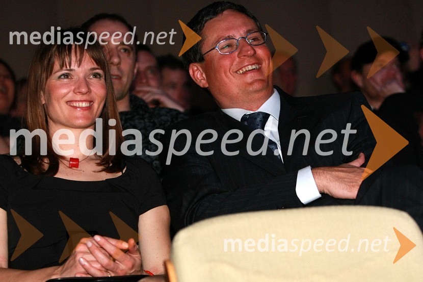 Marko Jaklič, predsednik uprave Vzajemne zdravstvene zavarovalnice z ženoViktorji 2007, rdeča preproga, zakulisje, after party