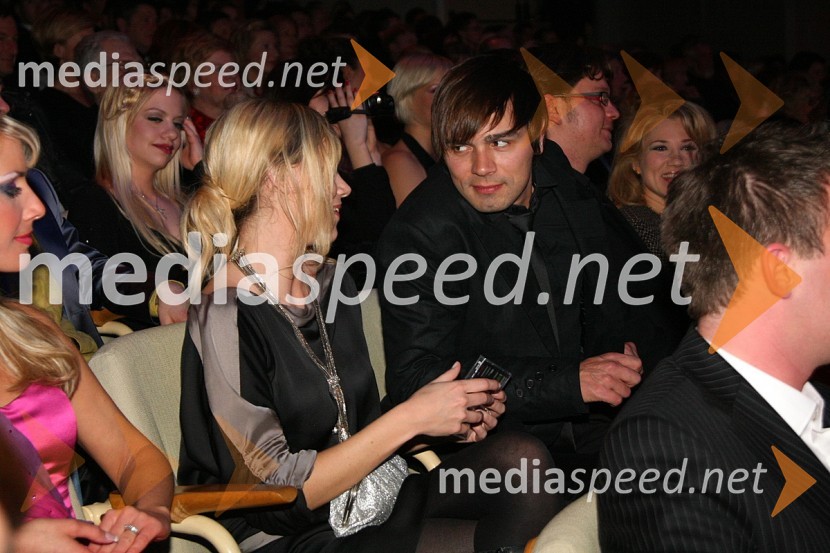 Katarina Čas, TV voditeljica in Lado Bizovičar, voditelj oddaje As ti tud not paduViktorji 2007, rdeča preproga, zakulisje, after party