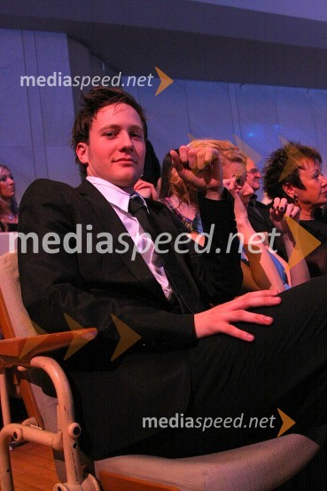 Klemen Slakonja, voditelj oddaje NLPViktorji 2007, rdeča preproga, zakulisje, after party