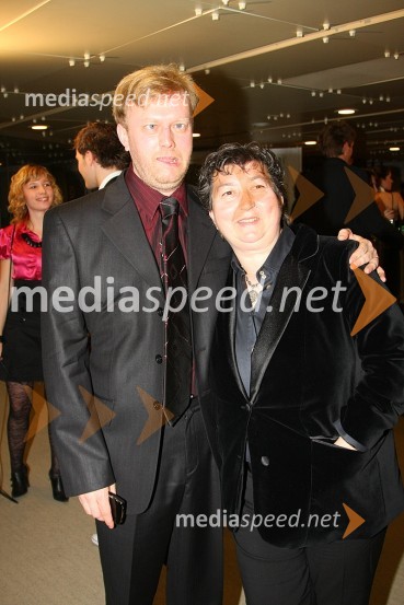 Matjaž Javšnik, igralec in Dragica Petrovič, producentka in režiserkaViktorji 2007, rdeča preproga, zakulisje, after party