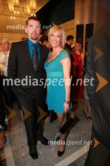 Matej Špehar - Racman, radio Aktual z ženo NivesViktorji 2007, rdeča preproga, zakulisje, after party