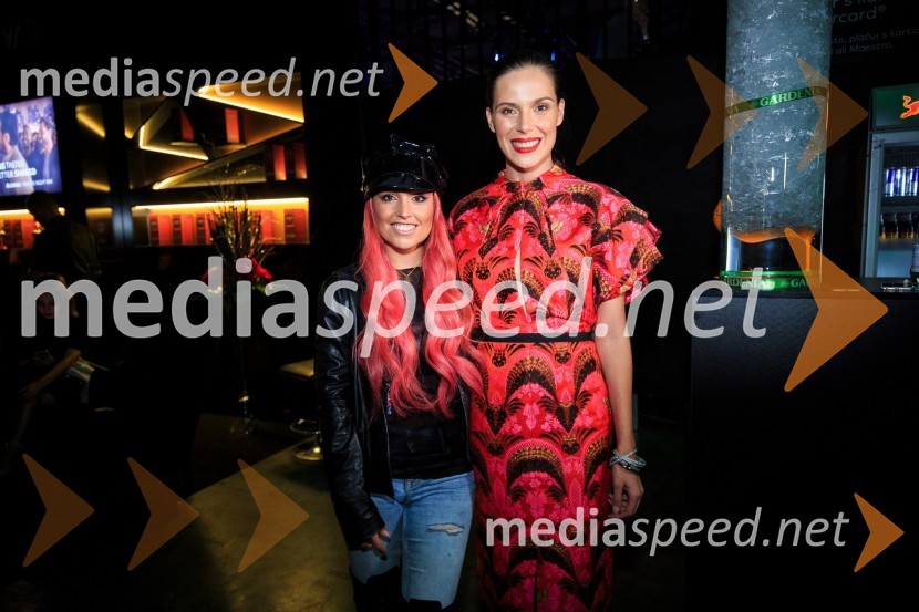  Nina Šušnjara, modna oblikovalka, solastnica in kreativna direktorica znamke Susnyara;  Ula  Furlan, igralka, voditeljicaMercedes-Benz Fashion Week 2017, sobota