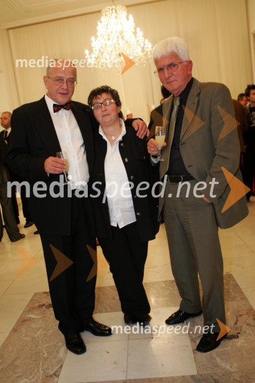 Bine Matoh, lanskoletni dobitnik Borštnikovega prstana, Dragica Petrovič, režiserka ter producentka in režiser Igor Prah40. Borštnikovo srečanje, podelitev Borštnikovega prstana