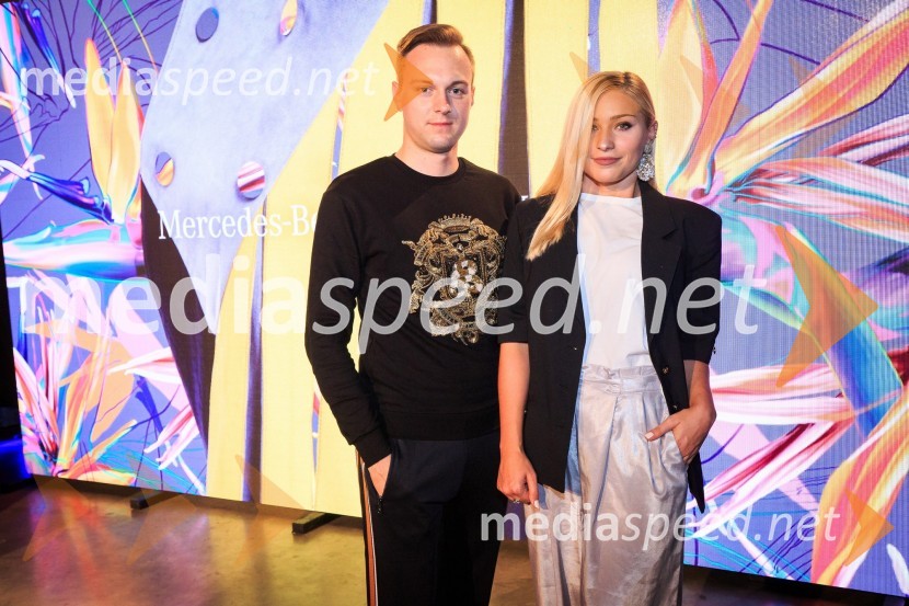  Nejc Kovačič, vodja službe za komuniciranje Muzeja in galerij mesta Ljubljane;  Katarina JurkošekMercedes-Benz Fashion Week 2017, sobota