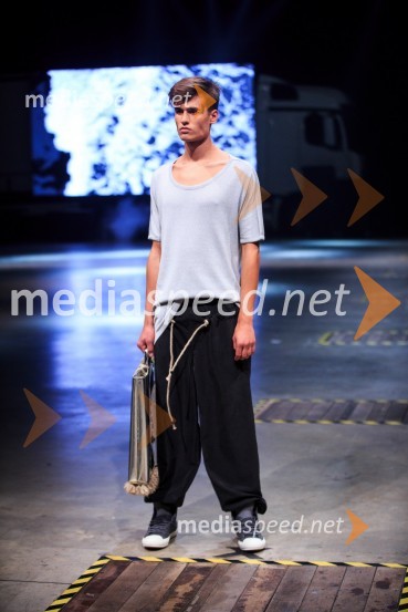 Kolekcija blagovne znamke Sofia NogardMercedes-Benz Fashion Week 2017, sobota