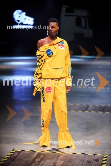 Kolekcija modne oblikovalke Sari Valenci for AndražMercedes-Benz Fashion Week 2017, sobota