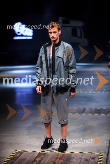 Kolekcija modne oblikovalke Sari Valenci for AndražMercedes-Benz Fashion Week 2017, sobota