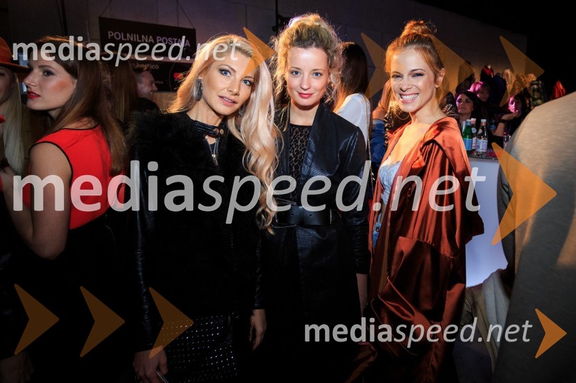  Lucija Gubenšek, manekenka,  solastnica in brand maneger znamke Susnyara;  Ajda Smrekar, igralka;  Nina Pušlar, pevkaMercedes-Benz Fashion Week 2017, sobota