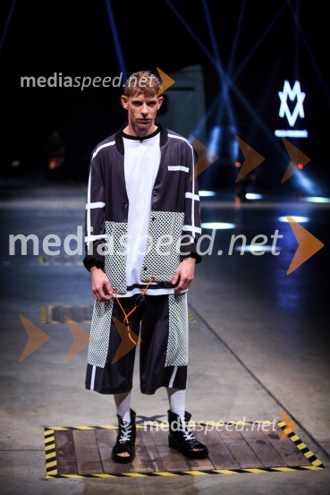 Kolekcija modne oblikovalke Milice VukadinovićMercedes-Benz Fashion Week 2017, sobota