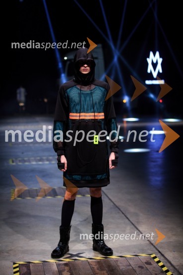 Kolekcija modne oblikovalke Milice VukadinovićMercedes-Benz Fashion Week 2017, sobota