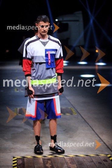 Kolekcija modne oblikovalke Milice VukadinovićMercedes-Benz Fashion Week 2017, sobota