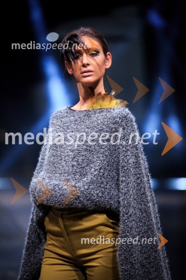 Kolekcija modne oblikovalke Tanje ZornMercedes-Benz Fashion Week 2017, sobota