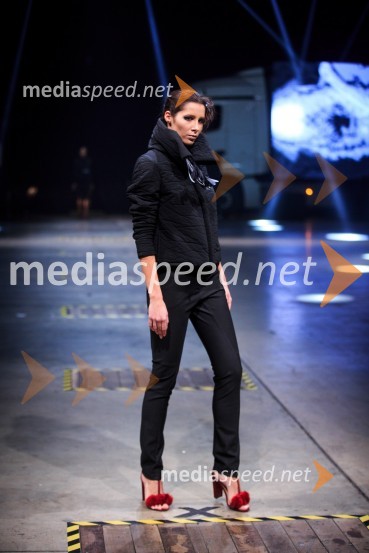 Kolekcija modne oblikovalke Tanje ZornMercedes-Benz Fashion Week 2017, sobota