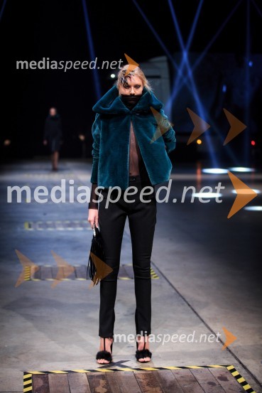 Kolekcija modne oblikovalke Tanje ZornMercedes-Benz Fashion Week 2017, sobota