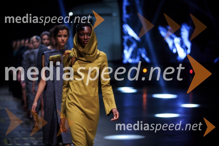 Kolekcija modne oblikovalke Tanje ZornMercedes-Benz Fashion Week 2017, sobota