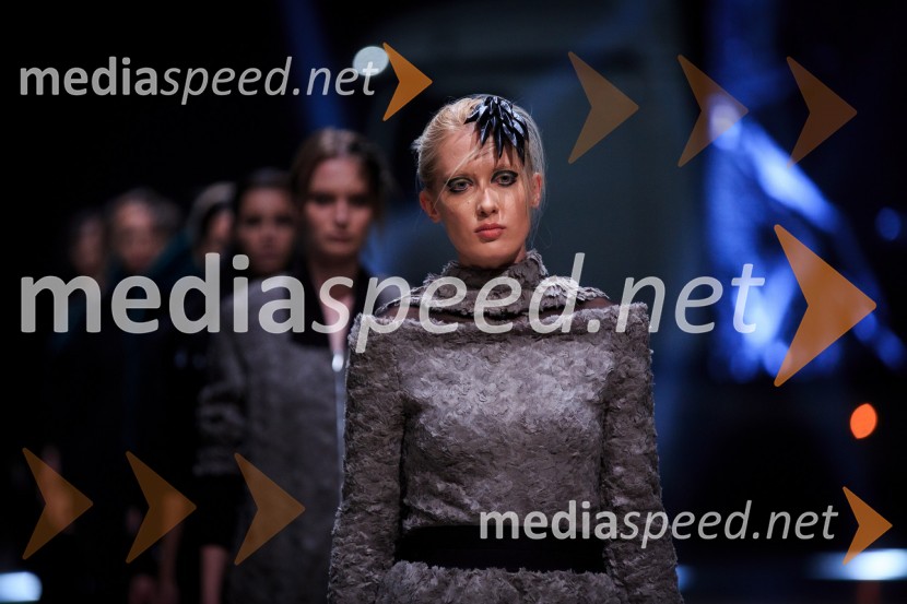 Kolekcija modne oblikovalke Tanje ZornMercedes-Benz Fashion Week 2017, sobota