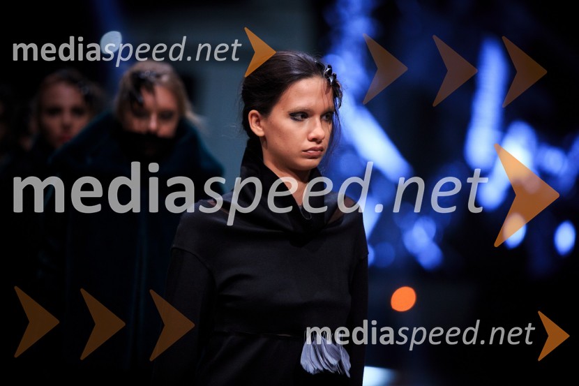 Kolekcija modne oblikovalke Tanje ZornMercedes-Benz Fashion Week 2017, sobota