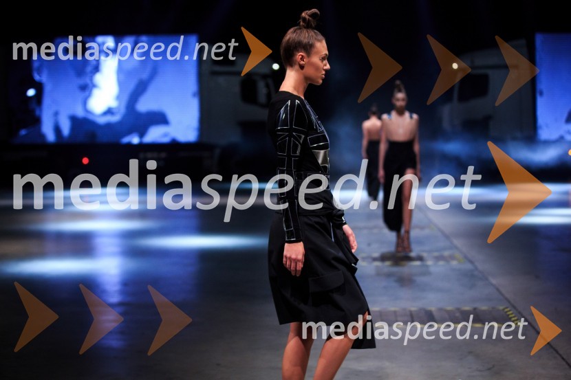 Kolekcija blagovne znamke SusnyaraMercedes-Benz Fashion Week 2017, sobota