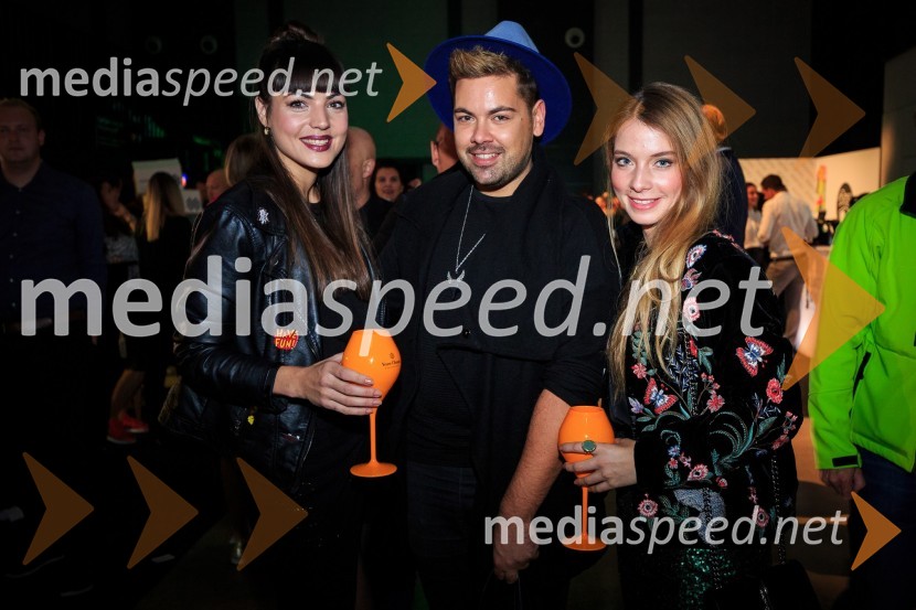  Gea Erjavec, mankenka, plesalka;  Nejc Simšič, novinar;  Valentina Plaskan, igralka, radijska moderatorkaMercedes-Benz Fashion Week 2017, sobota