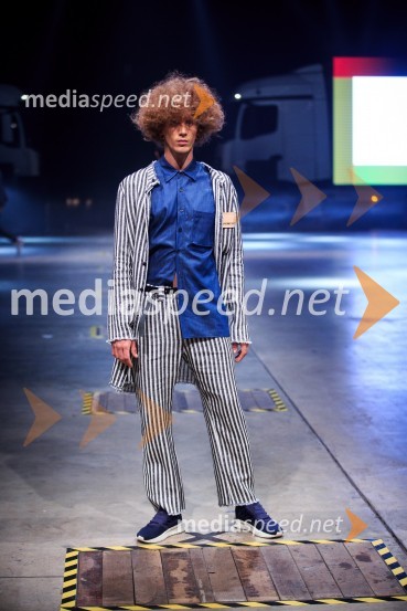 Kolekcija blagovne znamke D'AlpaosMercedes-Benz Fashion Week 2017, sobota