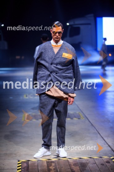 Kolekcija blagovne znamke D'AlpaosMercedes-Benz Fashion Week 2017, sobota