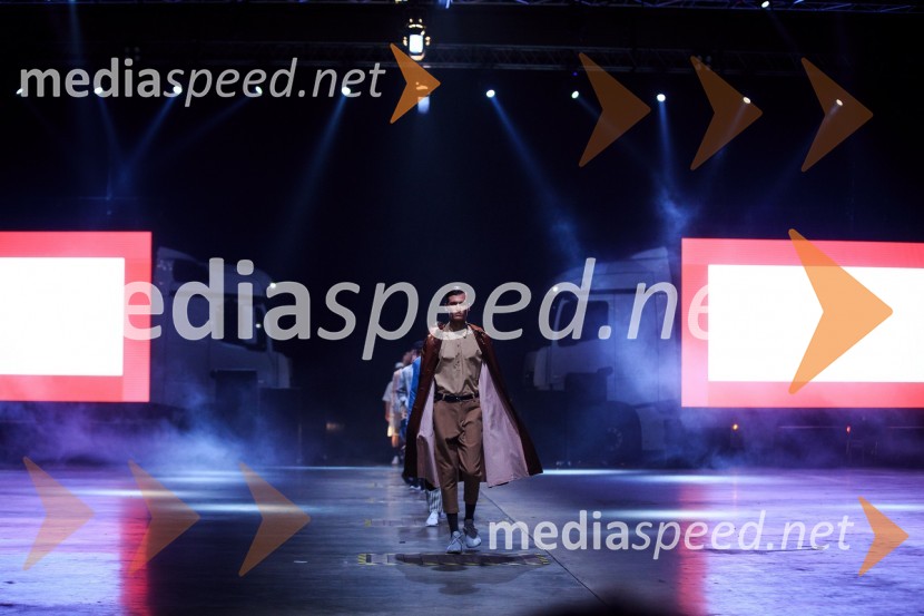 Kolekcija blagovne znamke D'AlpaosMercedes-Benz Fashion Week 2017, sobota