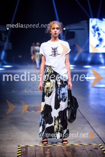 Kolekcija blagovne znamke Arnoldo][BattoisMercedes-Benz Fashion Week 2017, sobota