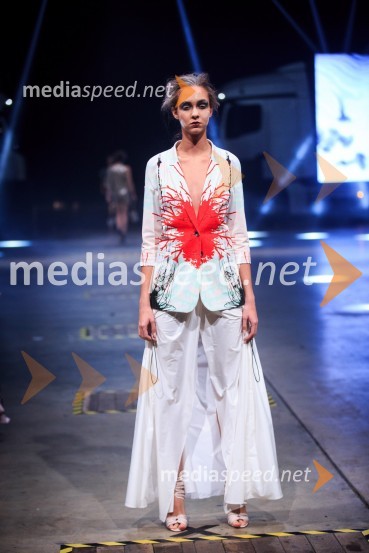 Kolekcija blagovne znamke Arnoldo][BattoisMercedes-Benz Fashion Week 2017, sobota