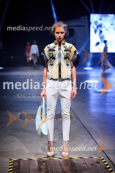 Kolekcija blagovne znamke Arnoldo][BattoisMercedes-Benz Fashion Week 2017, sobota