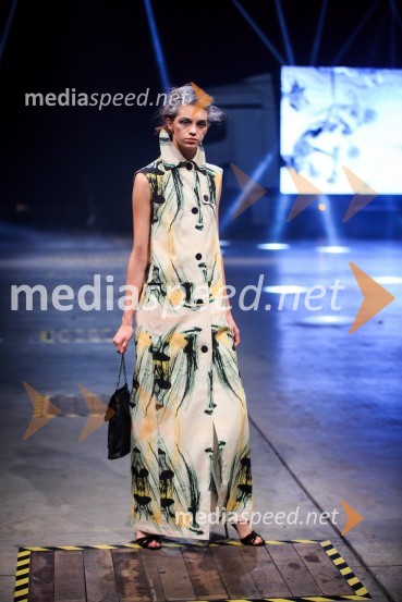 Kolekcija blagovne znamke Arnoldo][BattoisMercedes-Benz Fashion Week 2017, sobota