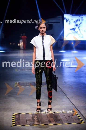 Kolekcija blagovne znamke Arnoldo][BattoisMercedes-Benz Fashion Week 2017, sobota