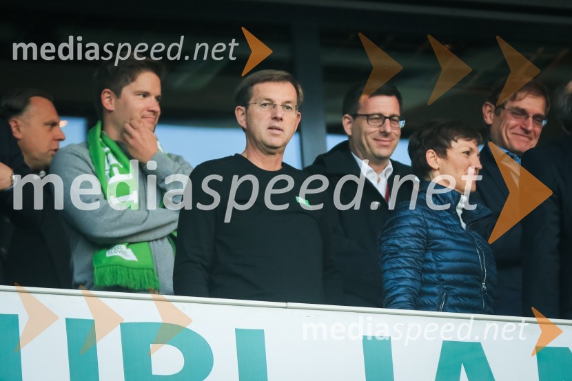 prof. dr. Miro Cerar, predsednik Vlade Republike SlovenijeSlovenija se poslavlja od Svetovnega prvenstva v nogometu, remizirali smo proti Škotom