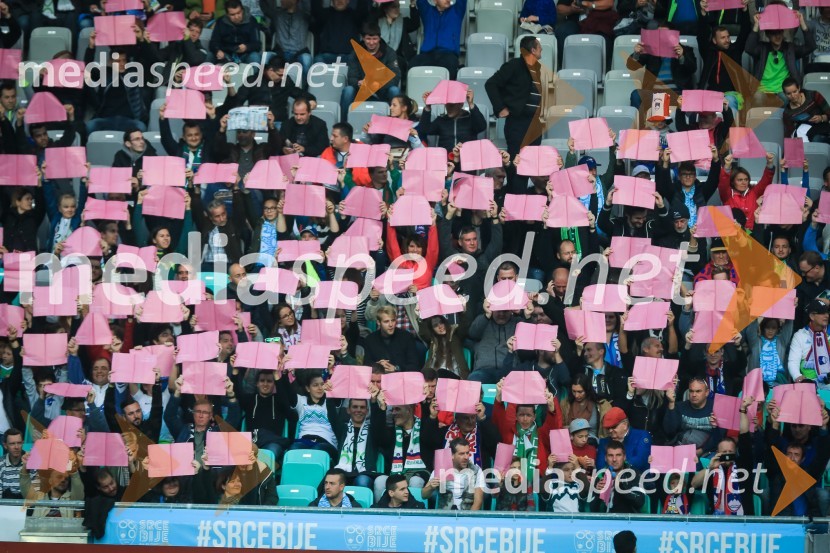 Nogometna tekma Slovenija-ŠkotskaSlovenija se poslavlja od Svetovnega prvenstva v nogometu, remizirali smo proti Škotom