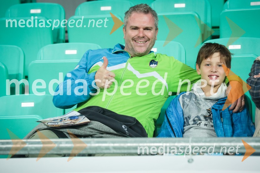  Miha Deželak, novinarSlovenija se poslavlja od Svetovnega prvenstva v nogometu, remizirali smo proti Škotom