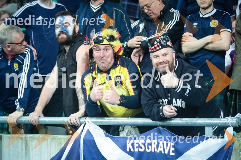 Nogometna tekma Slovenija - ŠkotskaSlovenija se poslavlja od Svetovnega prvenstva v nogometu, remizirali smo proti Škotom