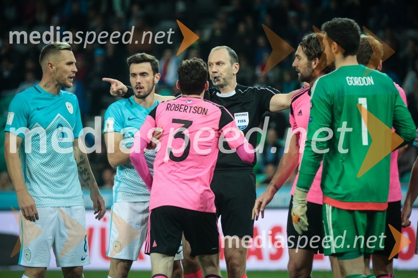  Jasmin Kurtić, nogometaš, Fiorentina;  Amedej Vetrih, nogometaš, NK DomžaleSlovenija se poslavlja od Svetovnega prvenstva v nogometu, remizirali smo proti Škotom