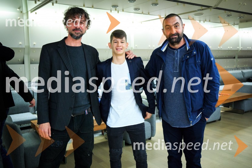  Jan  Cvitkovič, igralec, režiser;  Miha Košec, nastopajoči v filmu;  ... Družinica, premiera filma