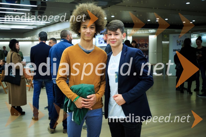  ... ;  Miha Košec, nastopajoči v filmuDružinica, premiera filma