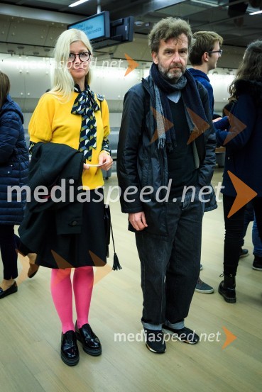  Natalija Pihler, profesorica nemščine;  Marko Crnkovič, kolumnist, urednik portala Fokus PokusDružinica, premiera filma