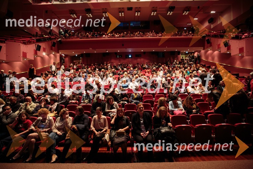 Družinica, premiera filmaDružinica, premiera filma