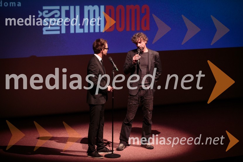  Nejc Šmit, improvizator, stand up komik, glasbenik;  Jan  Cvitkovič, igralec, režiserDružinica, premiera filma