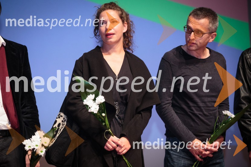  Irena Kovačevič, igralka;  ... Družinica, premiera filma