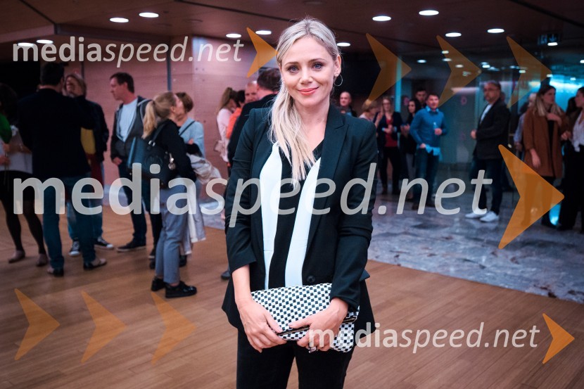  Katarina Čas, igralka, voditeljicaDružinica, premiera filma
